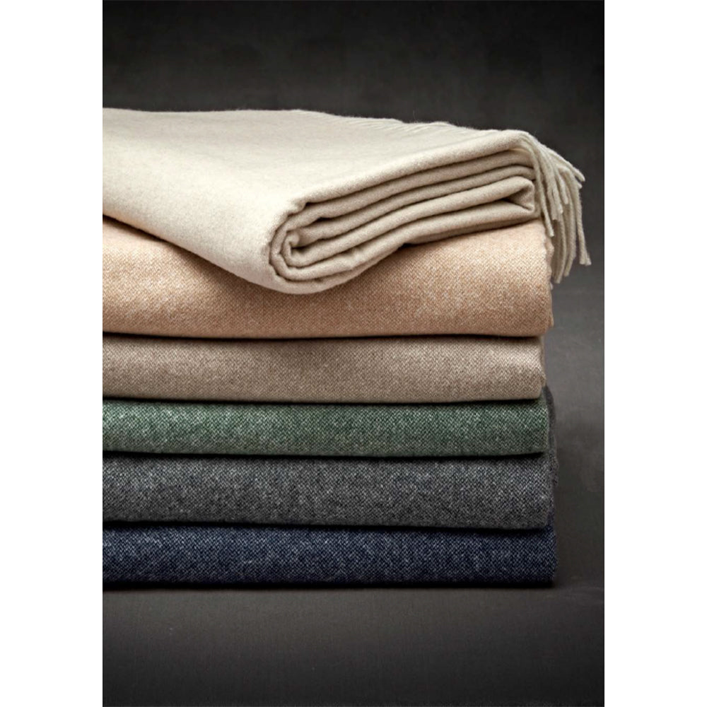 Otis cashmere Light brown terra, with embroidered bee