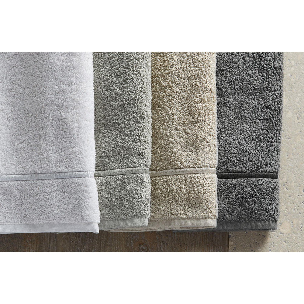 Bread and Butter Bath Essentials Pearl grey