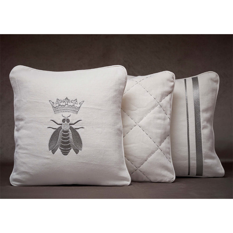 Natur Art metallic Ape Regina White with silver embroidery