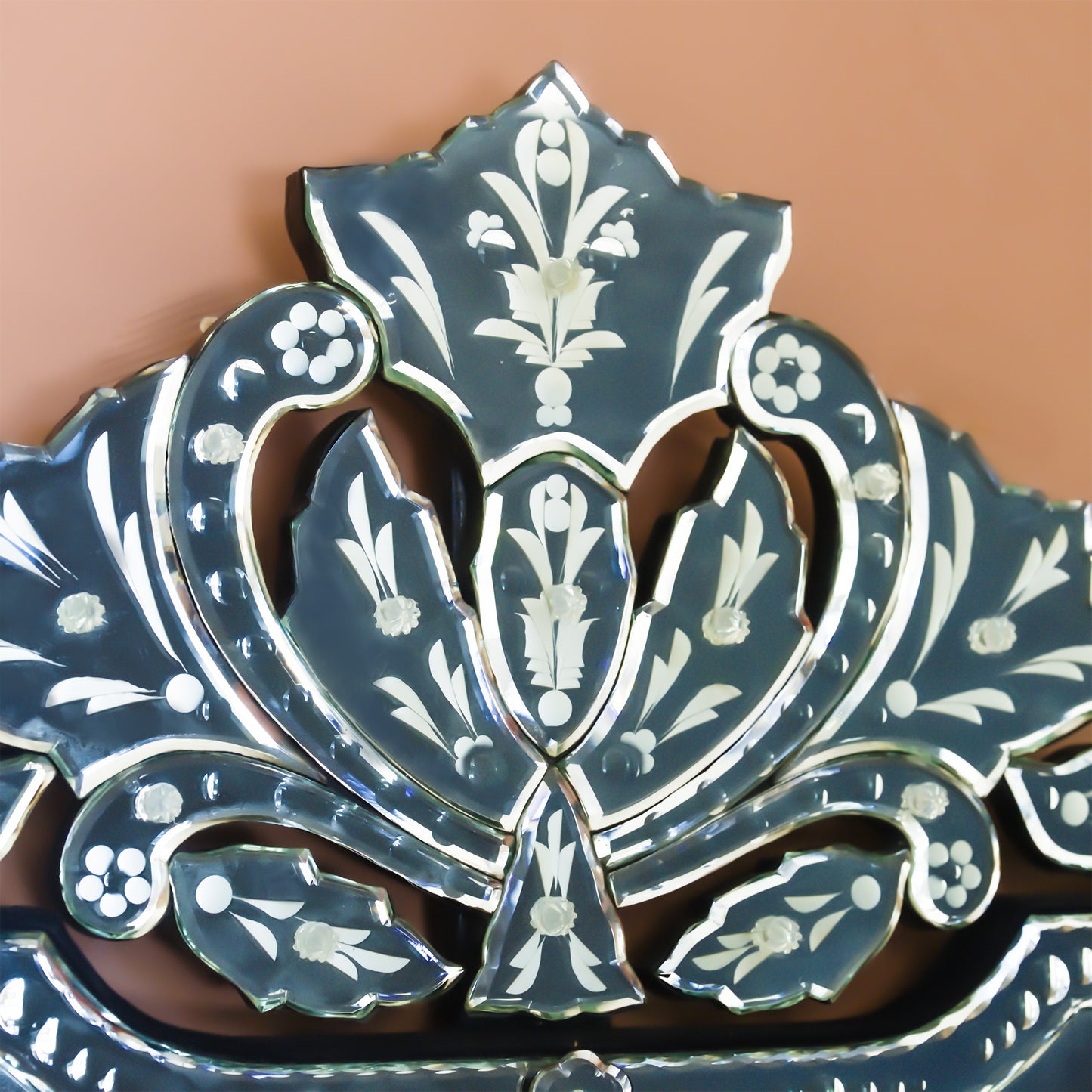 Venetian D