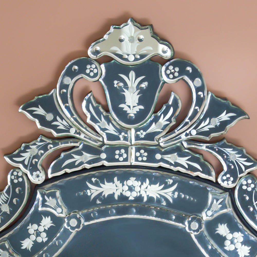 Venetian E