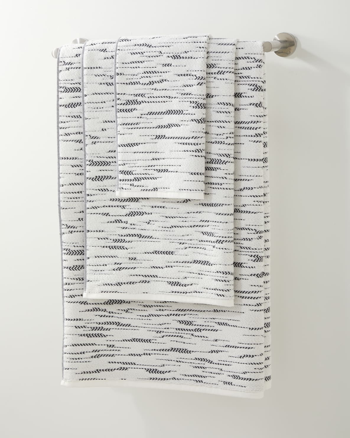 Carlyle White 70x115