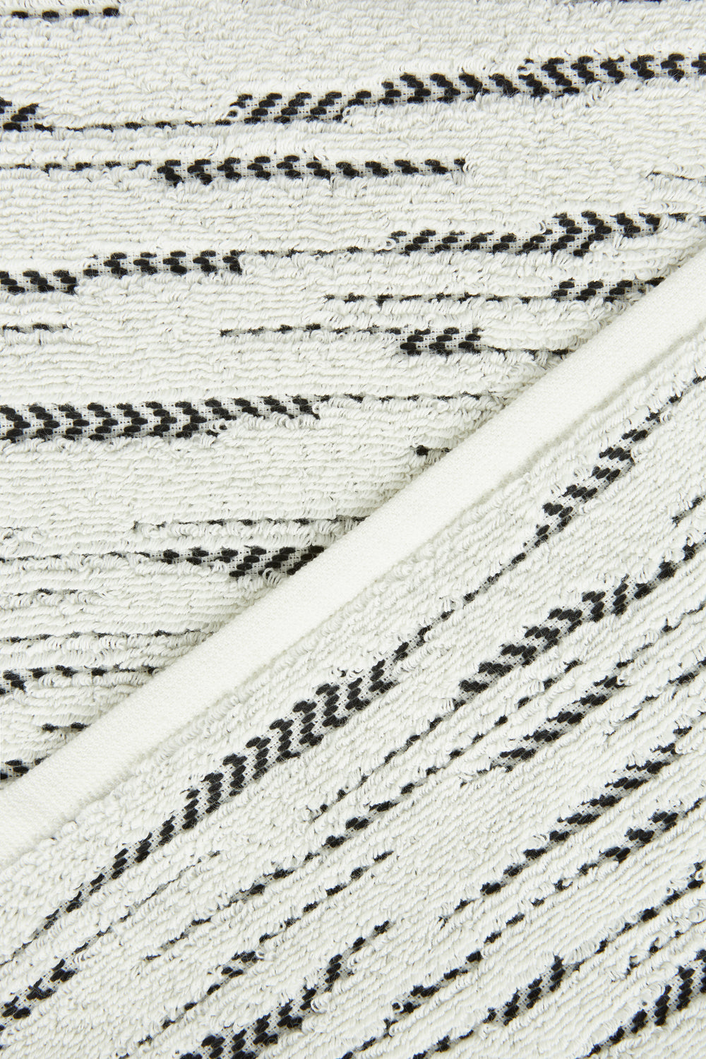 Carlyle White 70x115