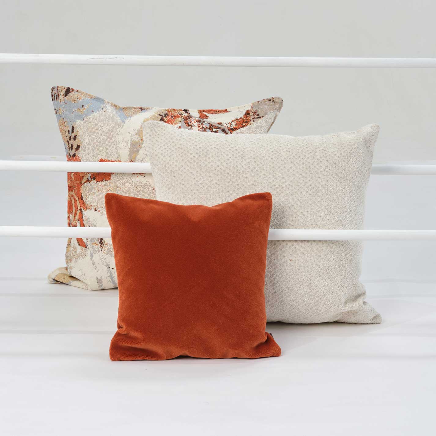 Banksia Silver 60x60