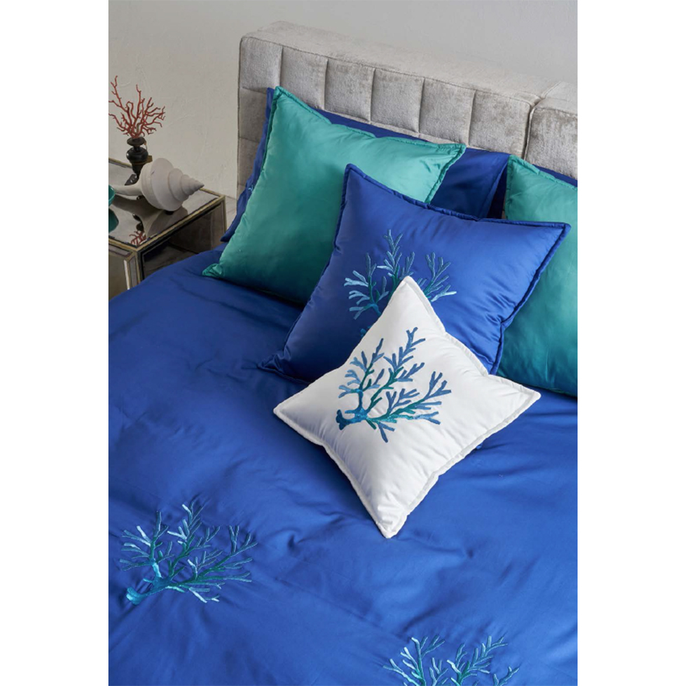 Quilted bedspreads Mastro Raphael Coralli White with blue and green embroidery