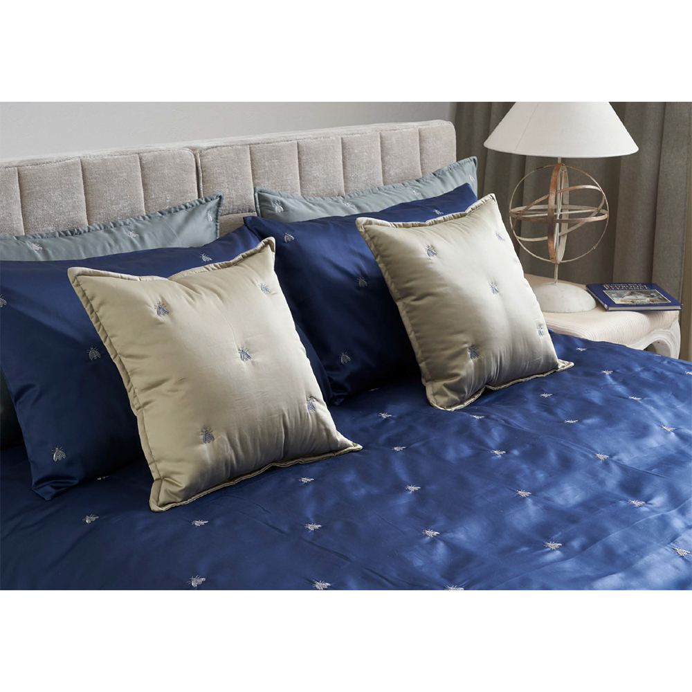 Bedding sets Mastro Raphael Api ricami metallici